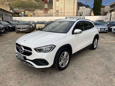 Mercedes GLA200