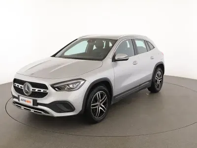 Usata Mercedes GLA200 Progressive 150 CV (110 kW) 2020 Argento SUV