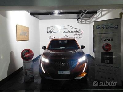 Usata Peugeot 2008 Allure 101 CV (74 kW) 2023 Arancione SUV