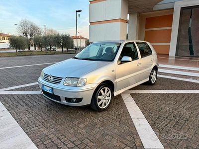 Grigio Usata 2001 VW Polo Berlina | 2200 € (Buon prezzo)
