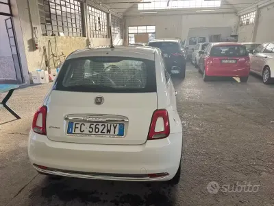 Usado Fiat 500 Lounge 85 CV (62 kW) 2016 Blanco Berlina