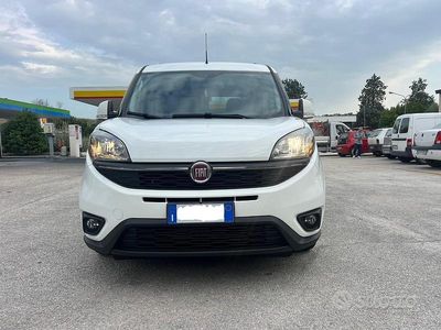 Usata Fiat Doblò Dynamic 136 CV (100 kW) 2022 Bianco Monovolume