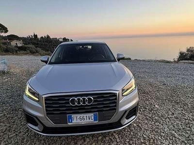 Usata Audi Q2 Business 116 CV (85 kW) 2018 Grigio SUV