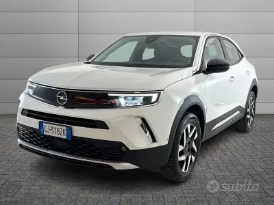 Usata Opel Mokka Elegance 101 CV (74 kW) 2022 Bianco SUV