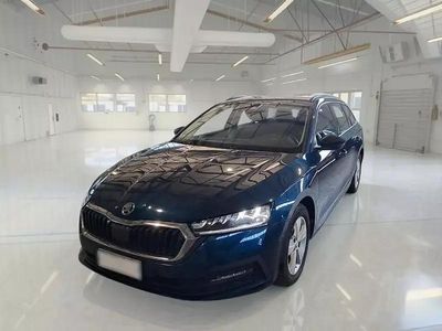 Usata Skoda Octavia Executive 150 CV (110 kW) 2023 Blu Station wagon