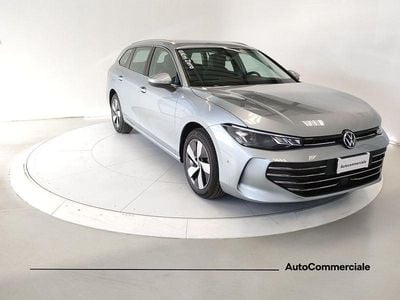 Usata VW Passat Business 150 CV (110 kW) 2024 Grigio Station wagon