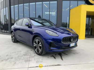 Usata Maserati Grecale Folgore 136 kW (185 CV) 2024 Blu/azzurro SUV