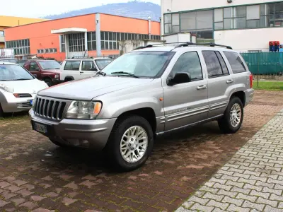 Usata Jeep Grand Cherokee Limited 223 CV (164 kW) 2000 Argento SUV