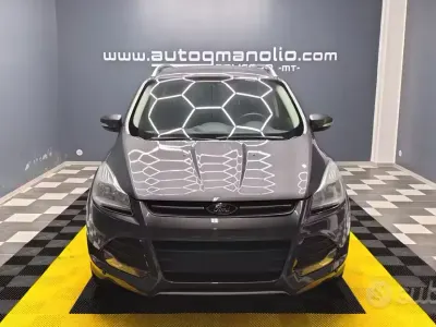 Usata Ford Kuga 115 CV (84 kW) 2014 Grigio SUV