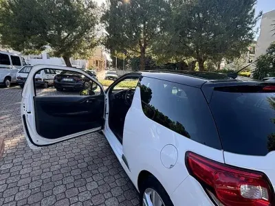 Usata Citroën DS3 75 CV (55 kW) 2015 Bianco