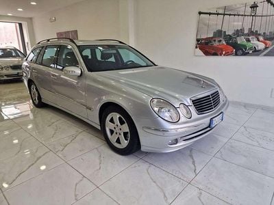 Usata Mercedes E320 Avantgarde 224 CV (164 kW) 2005 Grigio Station wagon