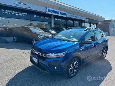 Usado Dacia Sandero Expression 101 CV (74 kW) 2023 Azul Berlina