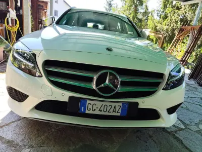 Begagnad Mercedes C300e 194 HK (142 kW) 2021 Vit Kombi