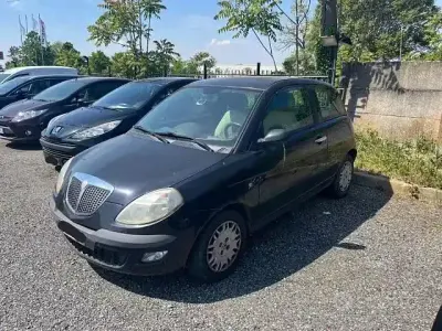 Occasion Lancia Ypsilon 80 PK (58 kW) 2005 Zwart Hatchback