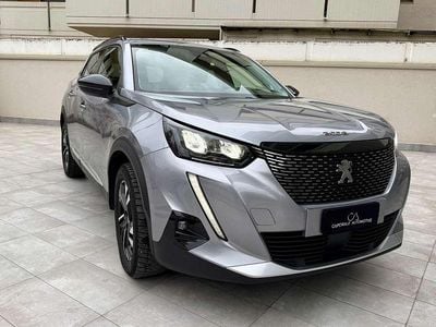 Usata Peugeot 2008 Allure 131 CV (96 kW) 2022 Grigio SUV
