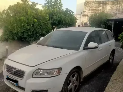 Usata Volvo V50 2009 Bianco Station wagon