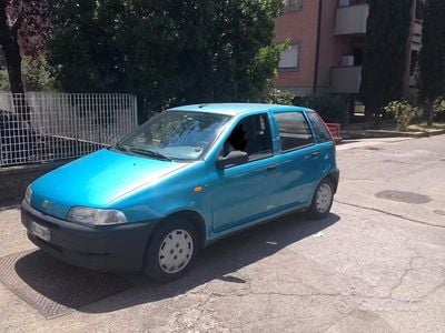Usata Fiat Punto 60 CV (44 kW) 1999 Berlina