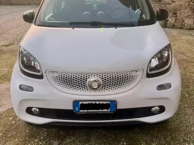 Usata Smart ForFour 90 CV (66 kW) 2016 Utilitaria