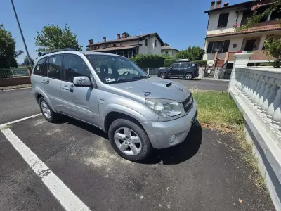 Usata Toyota RAV4 Sol 116 CV (85 kW) 2004 SUV