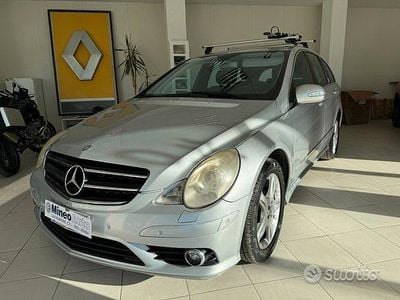Usata Mercedes R320 224 CV (164 kW) 2008 Argento Monovolume