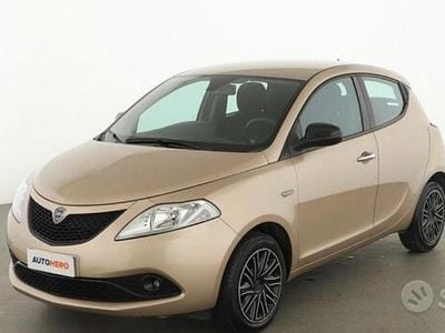 Usata Lancia Ypsilon Gold 69 CV (50 kW) 2012 Utilitaria