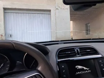 Usata Jaguar XE Pure 179 CV (131 kW) 2017 Berlina