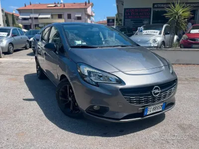 Usata Opel Corsa Innovation 90 CV (66 kW) 2017 Grigio Utilitaria