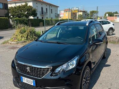 Usata Peugeot 2008 Active 82 CV (60 kW) 2019 Nero SUV