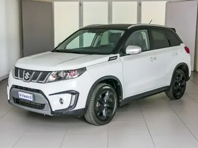Usata Suzuki Vitara 140 CV (102 kW) 2017 Bianco tetto nero SUV