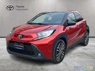 Second-hand Toyota Aygo X Trend 72 CP (52 kW) 2022 Roșu SUV
