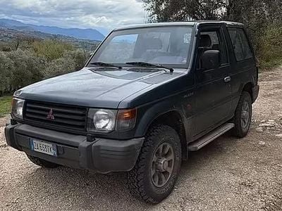 Usata Mitsubishi Pajero Select 99 CV (72 kW) 1993 Verde SUV