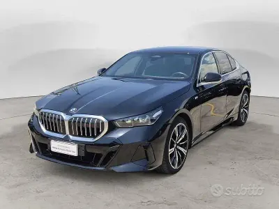 Usata BMW 520 M Sport 197 CV (144 kW) 2023 Nero Berlina