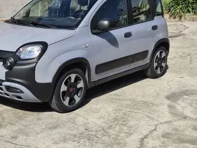 Usata Fiat Panda Cross Cross 69 CV (50 kW) 2021 Utilitaria