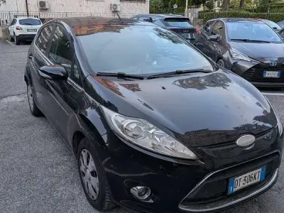 Usata Ford Fiesta Titanium 82 CV (60 kW) 2008 Utilitaria