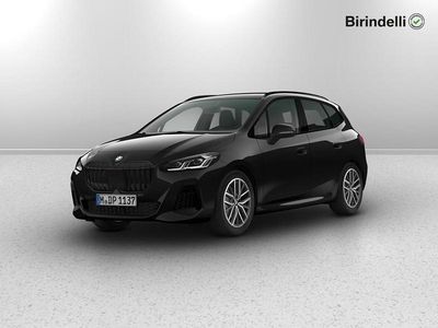 Usata BMW 218 Active Tourer M Sport 149 CV (109 kW) 2025 Black sapphire metallizzato Monovolume