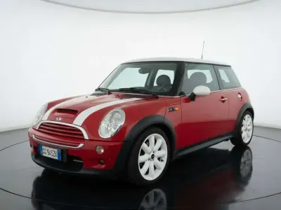 Usata Mini John Cooper Works 200 CV (147 kW) 2004 Rosso Utilitaria