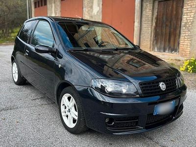 Usata Fiat Punto 70 CV (51 kW) 2005 Nero Utilitaria