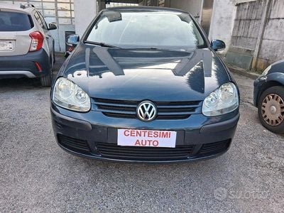 Usata VW Golf IV 101 CV (74 kW) 2006 Blu Berlina