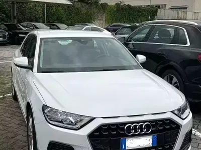 Usata Audi A1 Sportback Admired 110 CV (80 kW) 2019 Bianco Utilitaria
