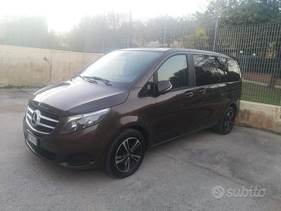 Usata Mercedes V220 163 CV (119 kW) 2015 Marrone Monovolume