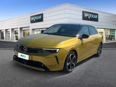 Usata Opel Astra Edition 110 CV (80 kW) 2023 Giallo Utilitaria