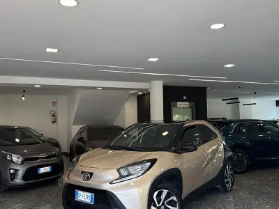 Usata Toyota Aygo X Trend 72 CV (52 kW) 2023 Giallo SUV