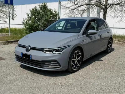 Usata VW Golf VIII Edition 150 CV (110 kW) 2020 Grigio Berlina