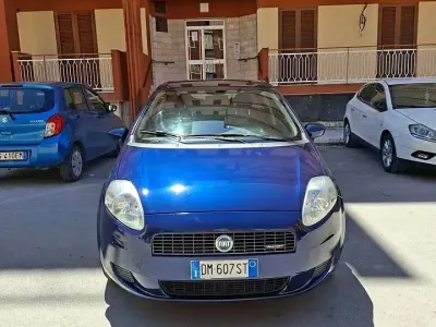 Usata Fiat Grande Punto Dynamic 75 CV (55 kW) 2008 Other Utilitaria