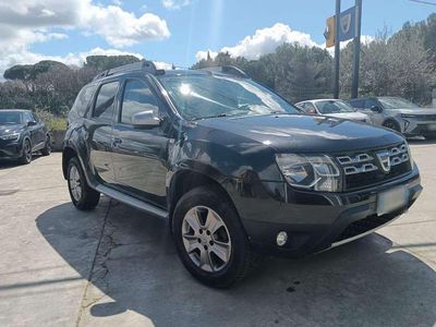 Usata Dacia Duster Lauréate 110 CV (80 kW) 2014 Nero SUV
