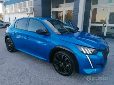 Usata Peugeot 208 GTi 131 CV (96 kW) 2023 Blu Utilitaria