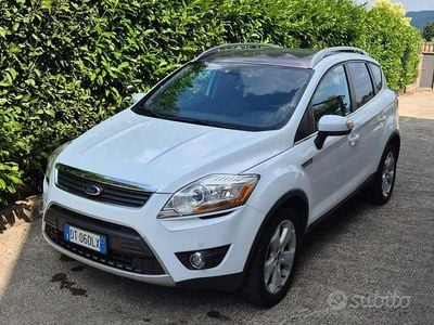 Usata Ford Kuga Titanium 137 CV (100 kW) 2009 Bianco SUV