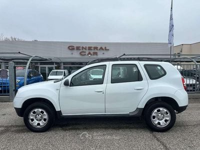 Usata Dacia Duster Ambiance 125 CV (91 kW) 2015 Bianco SUV