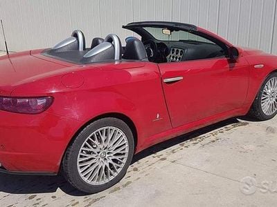 Usata Alfa Romeo Spider Exclusive 500 CV (367 kW) 2006 Rosso Cabrio