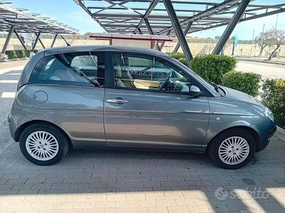 Usata Lancia Ypsilon 70 CV (51 kW) 2005 Utilitaria